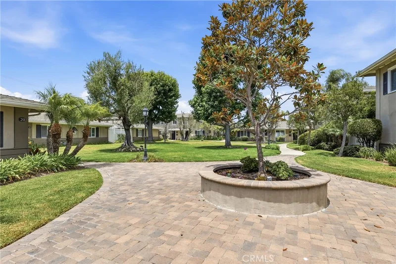 Photo 2 of 1741 Tustin Avenue 12C