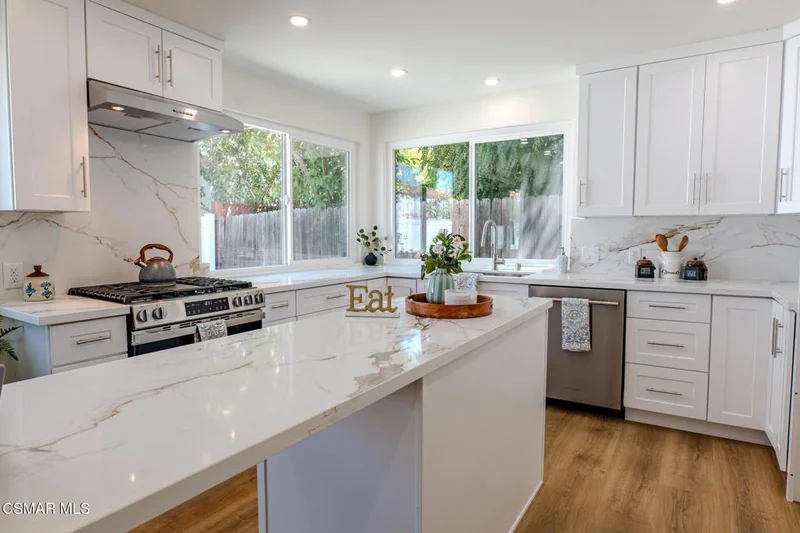 Photo 2 of 8018 Winnetka Avenue