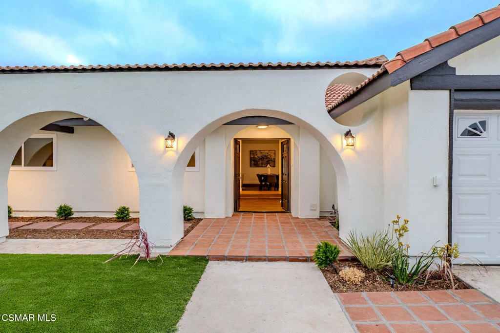 Interior 3
