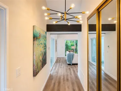 1018 Magnolia photo 2
