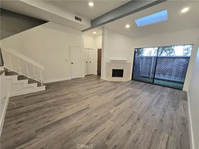 18445 Hatteras 603