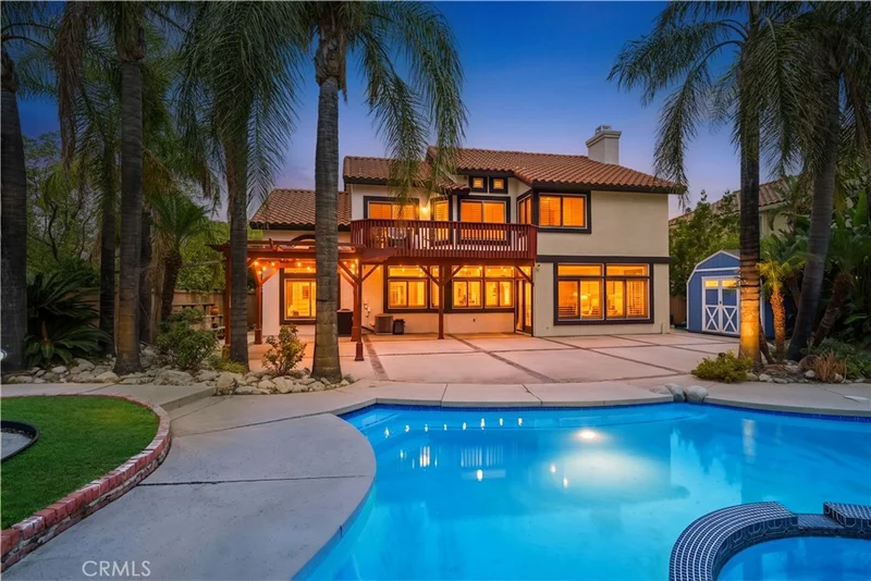 Photo 2 of 11259 Oak Brook Court