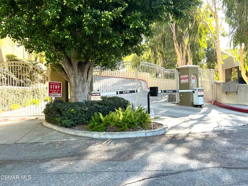 5210 Premiere Hills Drive 230 photo 2