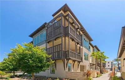 326 Doheny Way