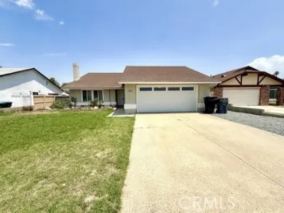2382 Carlsbad photo 2