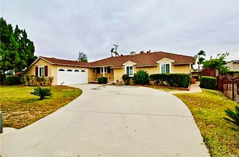 1704 E Vine Avenue A