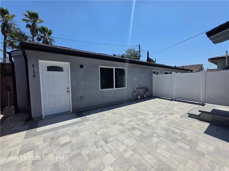 8156 Potter Avenue photo 2