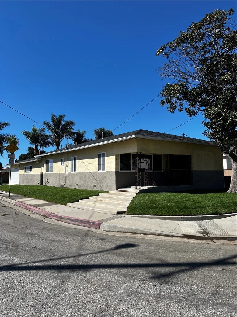 22443 Meyler Street
