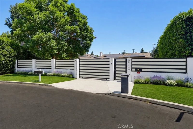 8738 Paso Robles