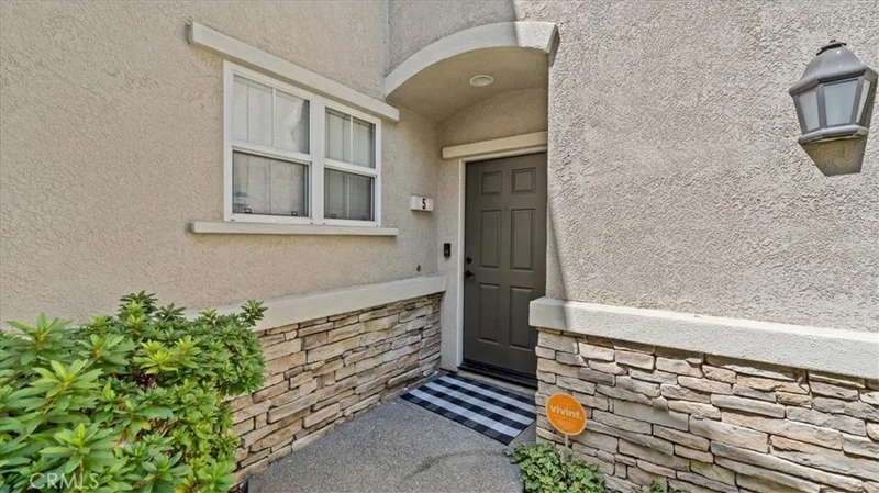 7353 Ellena W 5 photo 2