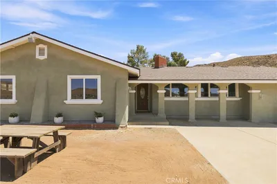 4545 Fairlane Street photo 2