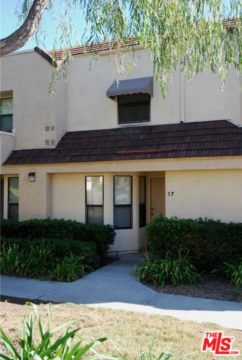 17 Pearl 61 photo 2
