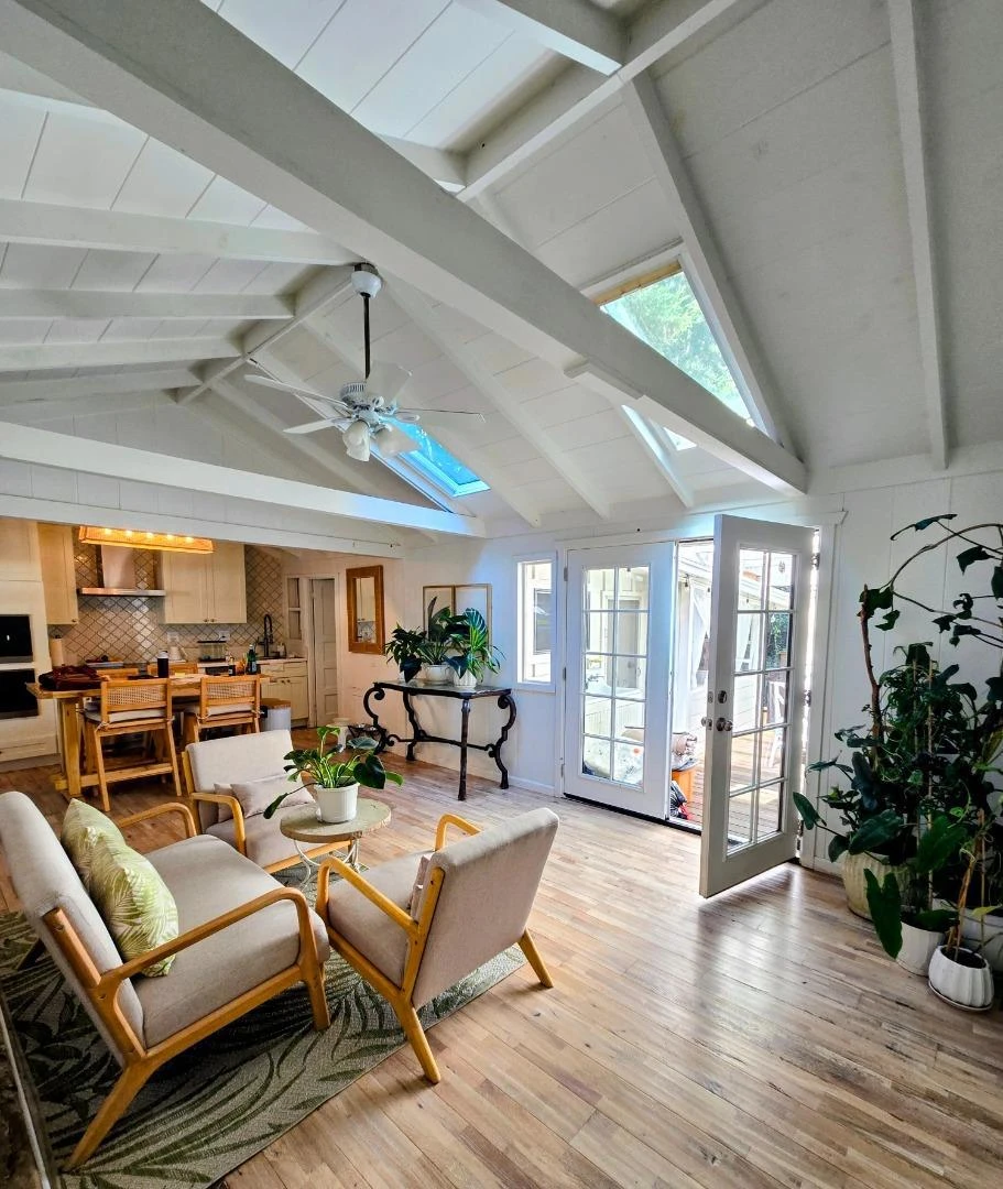 Interior 2