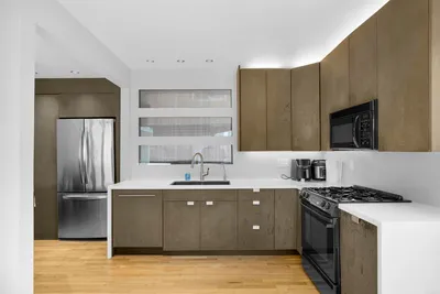 2629 Island Avenue photo 2