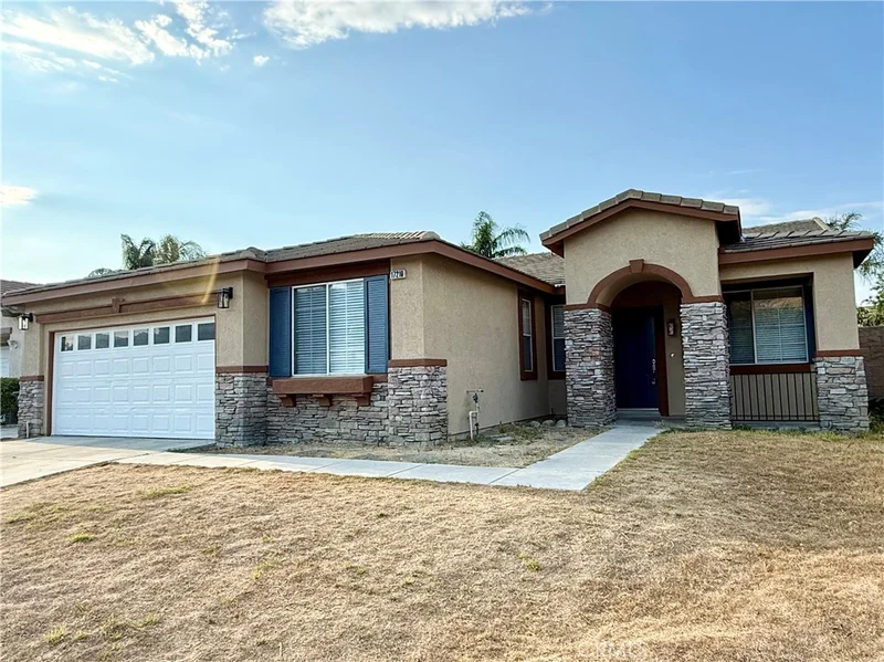 17210 Volante Court photo 2