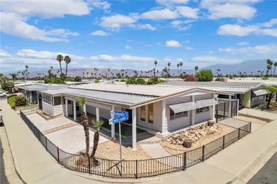 1670 Santa Susana