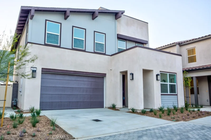 15812 Caterpillar Dr