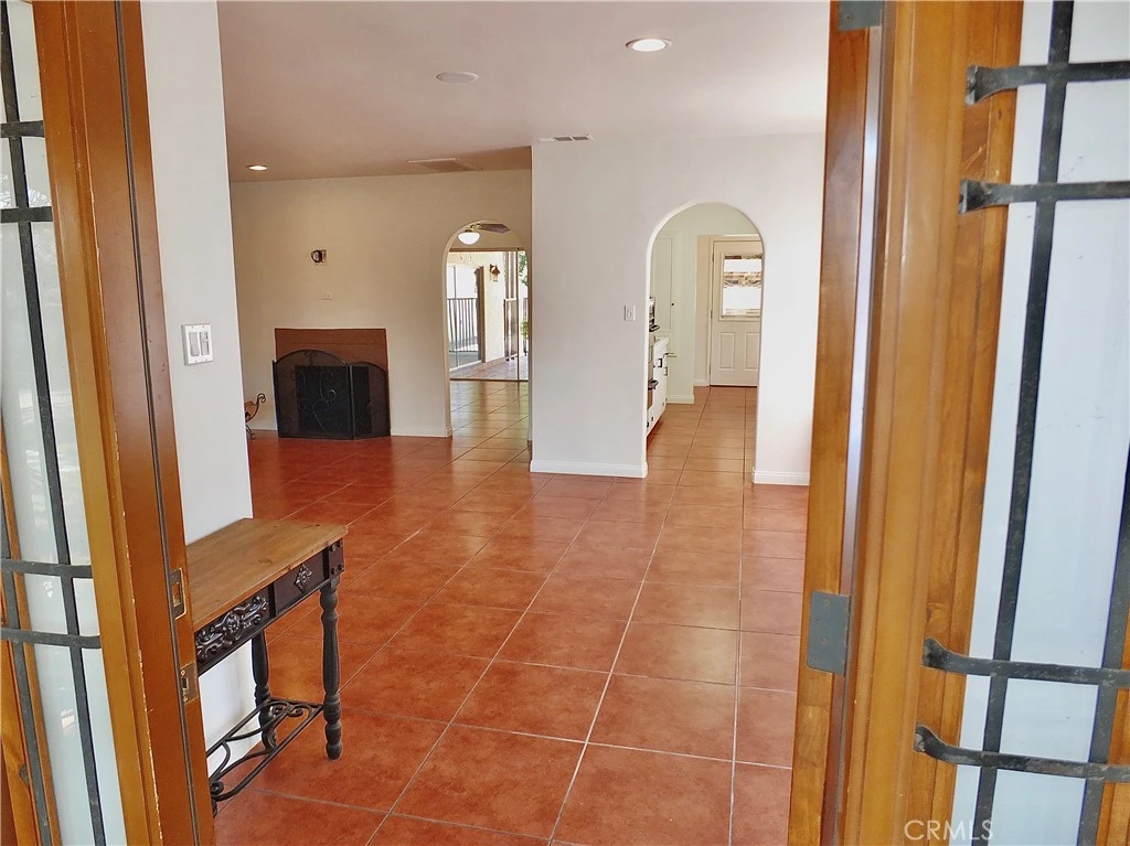 Interior 2