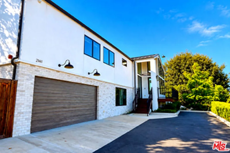 2141 Indian Springs Lane