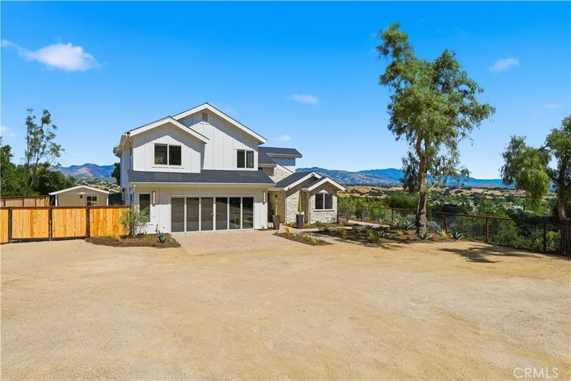 2968 Ballard Canyon photo 2