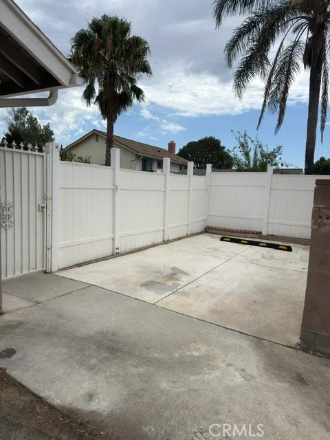 11369 Reseda Boulevard photo 2