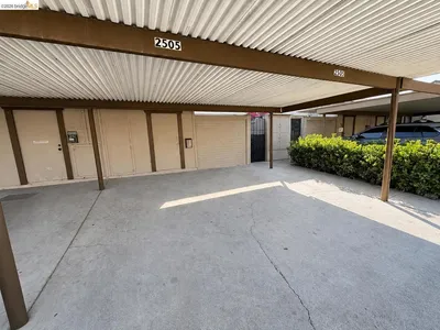 2505 Sonora Ln photo 2