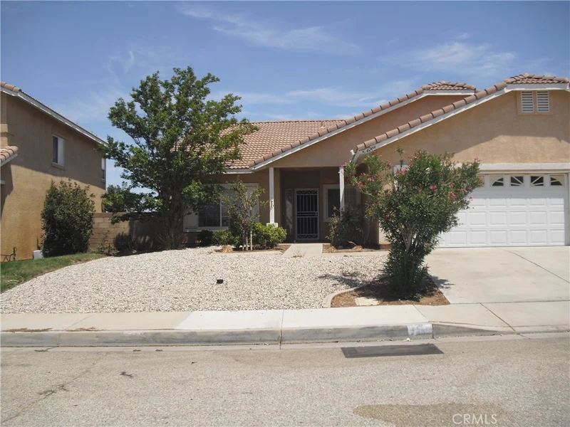 4209 W Grandview Drive W