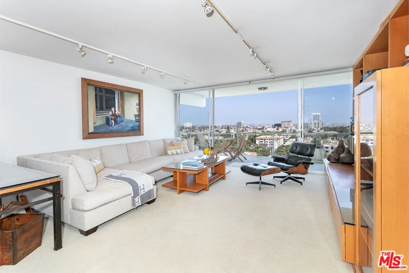 535 Ocean Avenue 11D photo 2