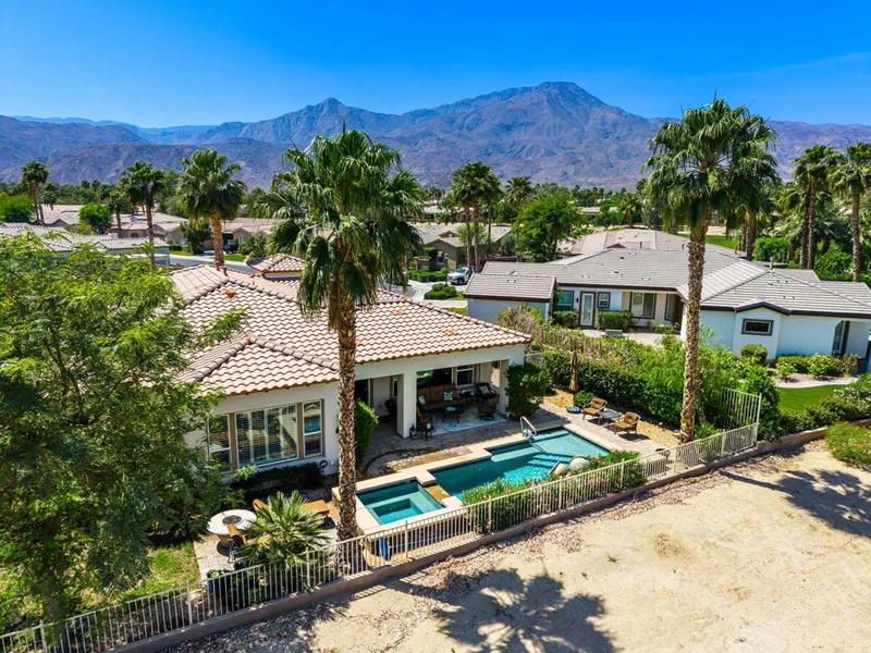 61564 Tulare Lane