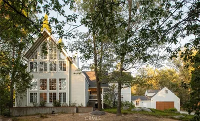 869 Shelter Cove