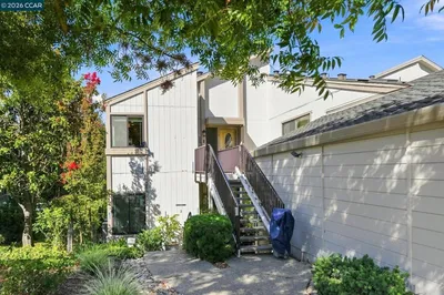 3462 ROSSMOOR PKWY 1