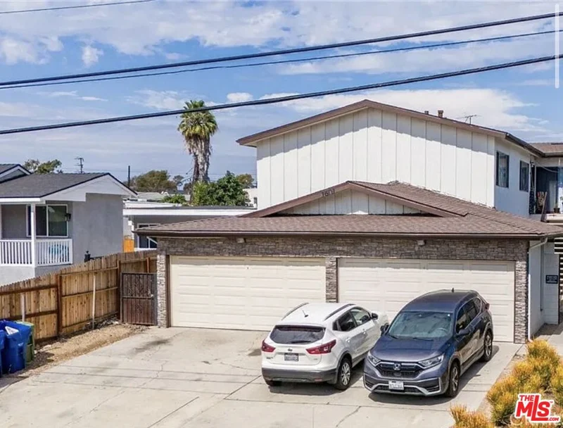 1601 Torrance Boulevard 2