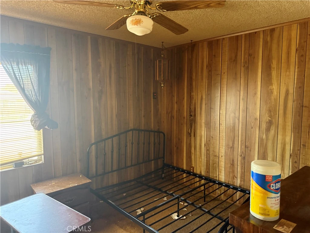 Interior 4