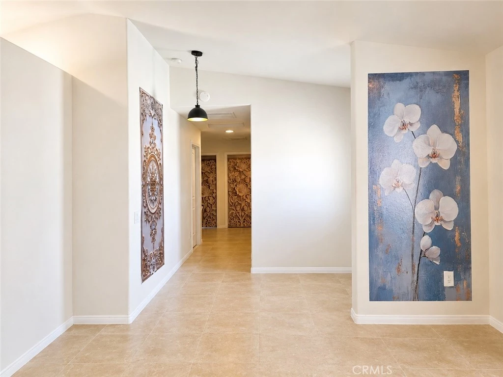 Interior 3