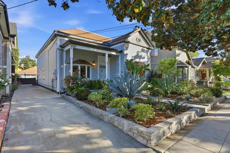 Photo 2 of 1274 Magnolia Avenue