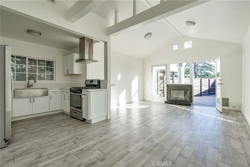 3303 Cardiff Avenue, Los Angeles, CA 90034