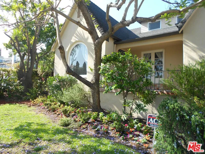 9139 W 25TH Street photo 2