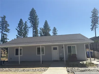 1426 Sleepy Hollow Lane
