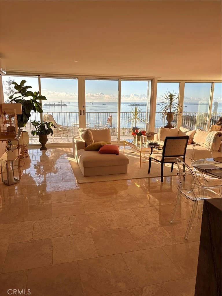 Interior 2