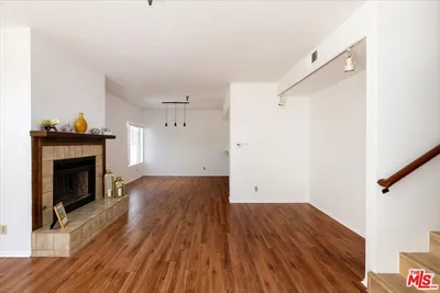 844 Magnolia Avenue 14 photo 2