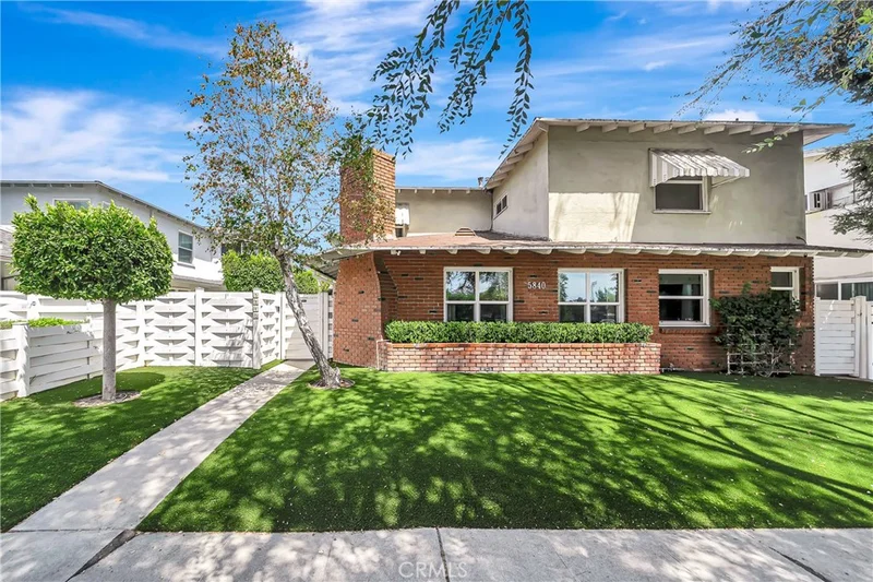 5840 Coldwater Canyon Ave 2