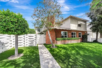 5840 Coldwater Canyon Ave 2 photo 2