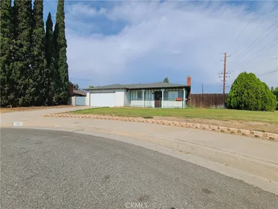 1602 James Court