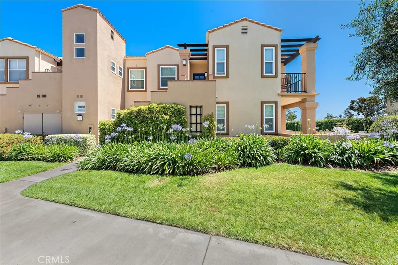 100 Verdin Lane photo 2