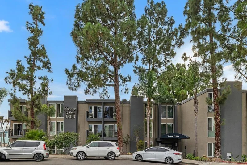 4860 Rolando Ct 71