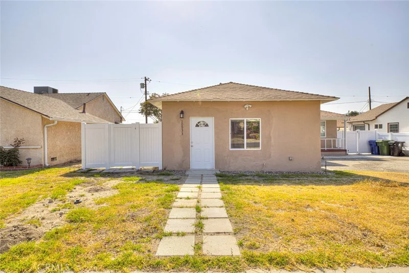 10933 Nassau Avenue