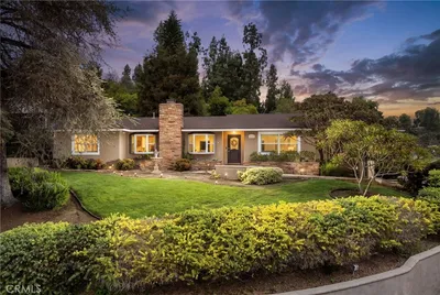 8470 Via Sierra Ramal Avenue