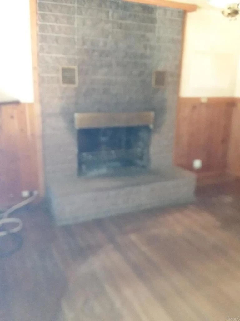 Interior 3
