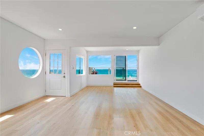 3600 The Strand C