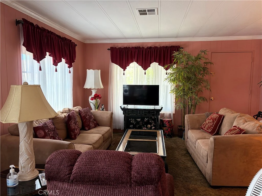 Interior 2